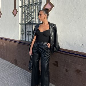 Pantalón polipiel negro