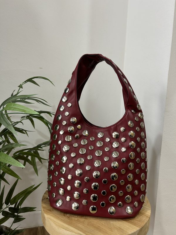 Bolso tacha burdeos