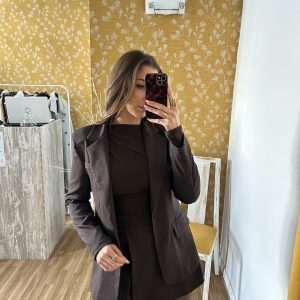 Conjunto marrón brillo