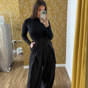 Pantalón cargo negro