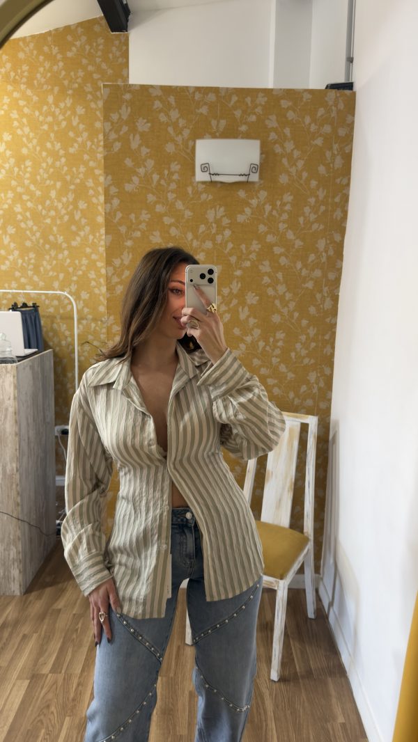 Camisa ajustada lazada