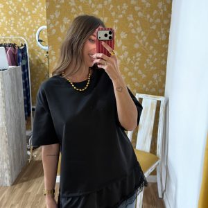 Camiseta encaje negra