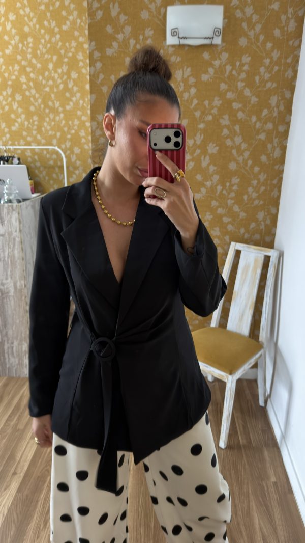Blazer cruzada negra