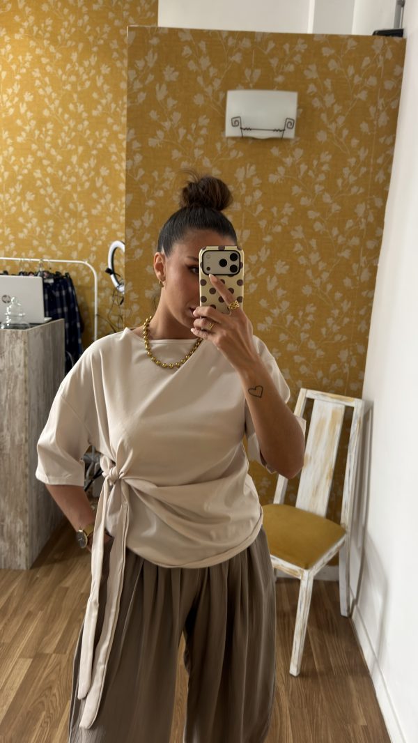 Camiseta básica lazada crudo