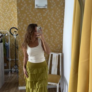 Falda volante pistacho