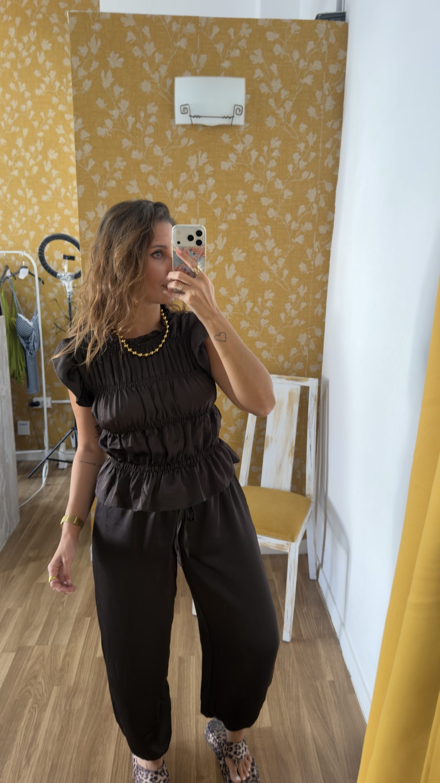 Blusa satén frunce