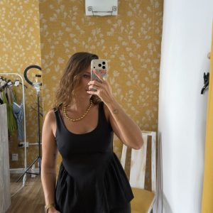Top Sara negro